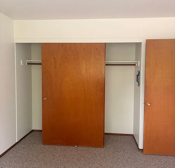 230 Felix St #F — Photo 12