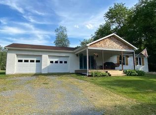 6489 Hokes Mill Rd, Ronceverte, WV 24970