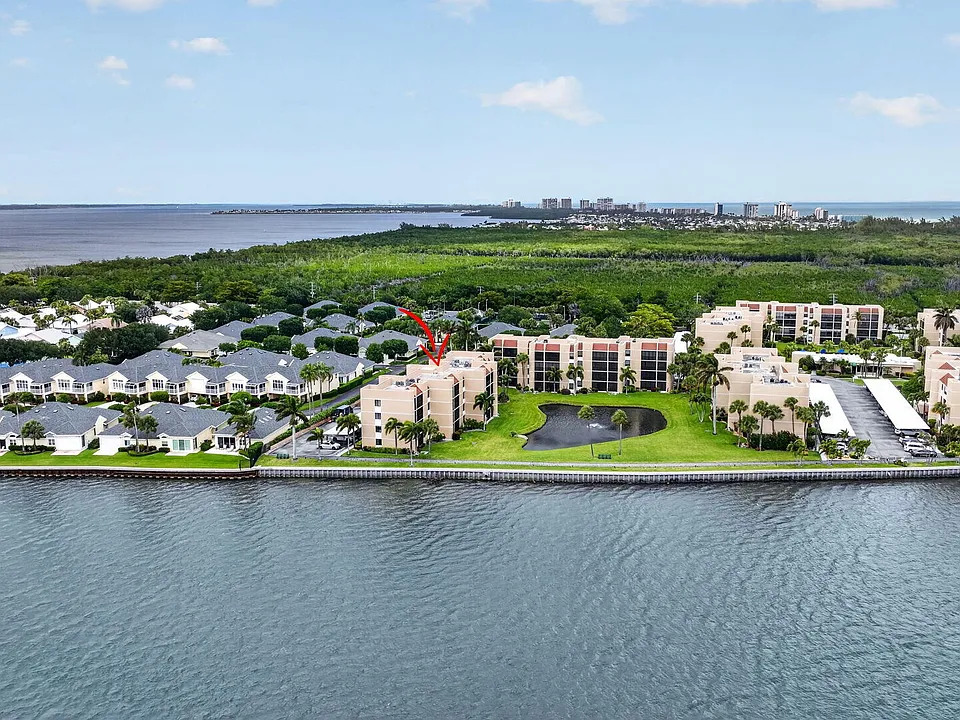 3382 NE Causeway Blvd #7-403