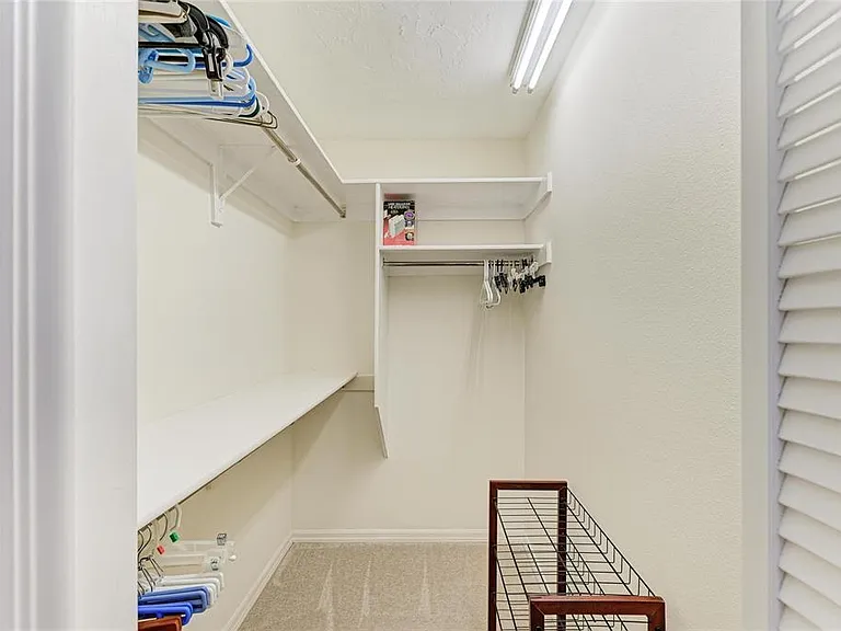 3946 Wilshire Cir E #168 — Photo 24