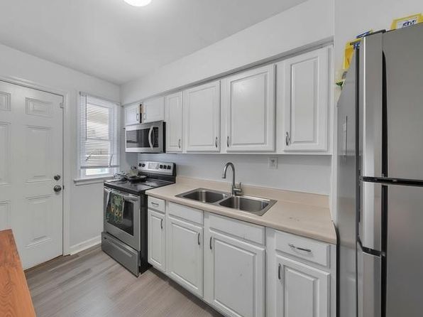356 N Roosevelt Ave