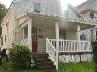 34 Belmont St, Carbondale, PA 18407