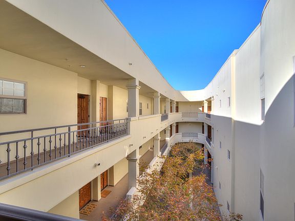 3rd image of 4601 Coldwater Canyon Ave Unit 306