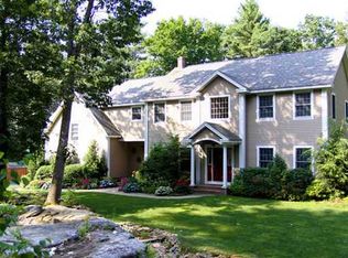 16 Springbrook Ln, Falmouth, ME 04105