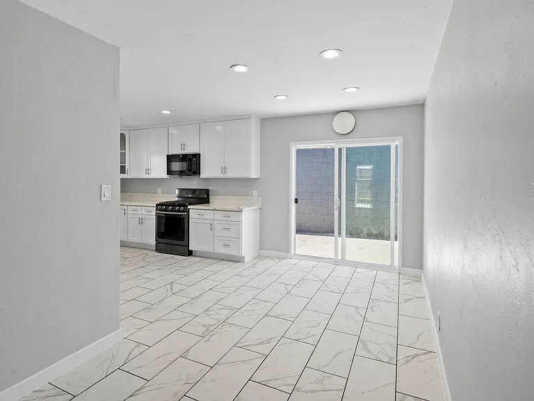 4219 Florida St — Photo 33