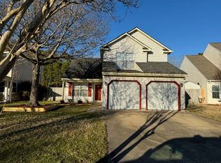 564 Summer Lake Ln, Virginia Beach, VA 23454