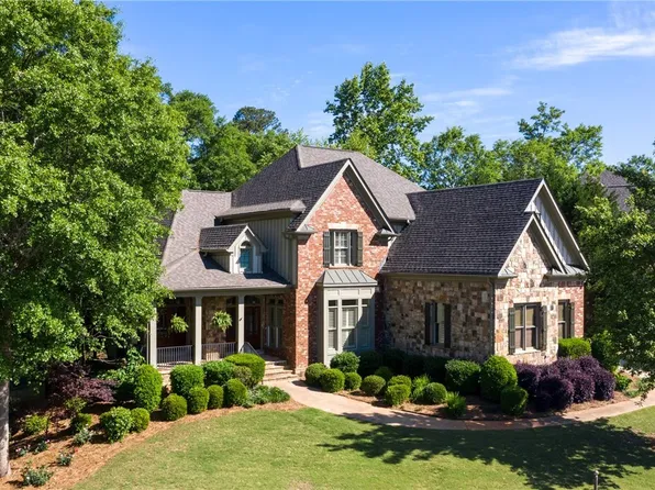 1022 Oxford Way, Watkinsville, GA 30677