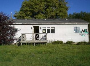 7452 Jordan Rd, Yale, MI 48097