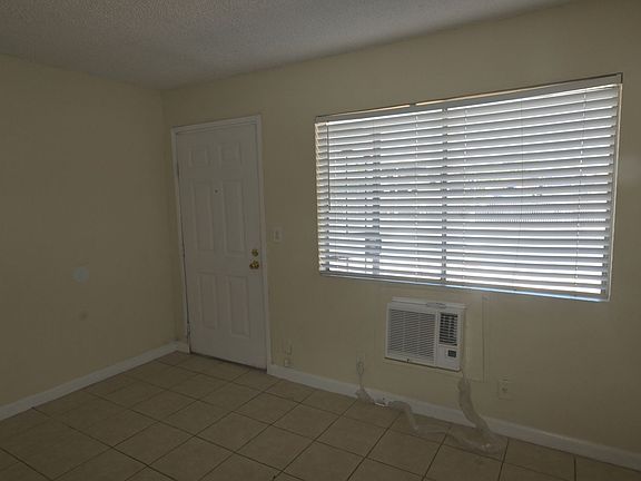 5th image of 3021 E Carey Ave APT 2