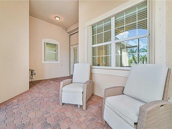4th image of 11087 Sparkleberry DR