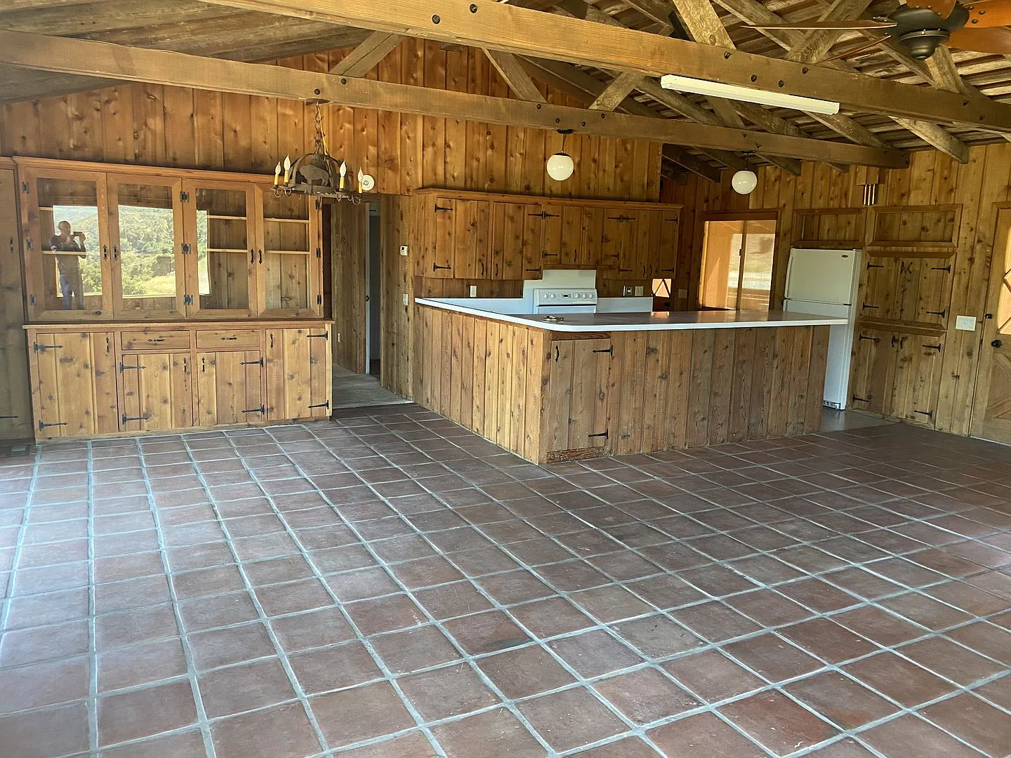 Private 2 Bed/2 Bath Carmel Valley Retreat on 10 Acres with Sweeping Valley Views — Photo 4