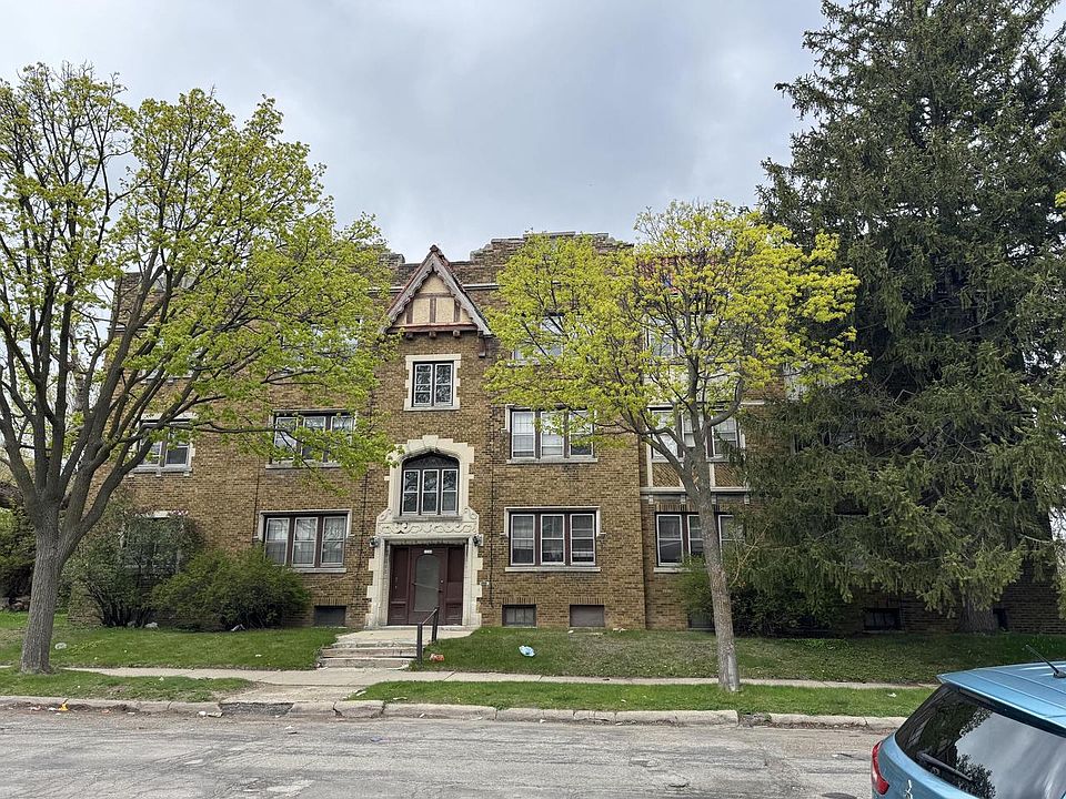 1st image of 2409 North 52nd STREET #4714 W Lloyd St