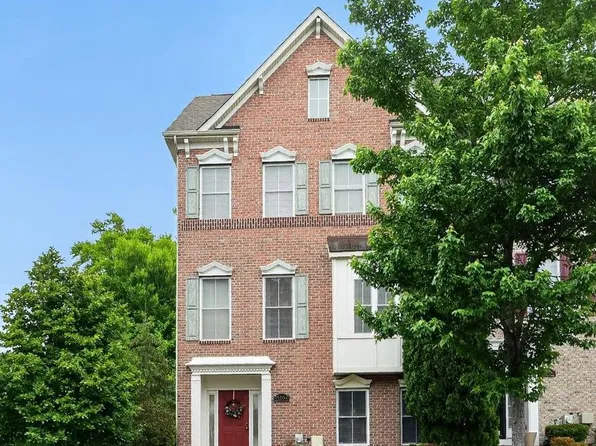 15504 Newtonmore Ln, Upper Marlboro, MD 20774