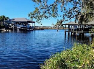 16 Hopson Rd, Jacksonville Beach, FL 32250