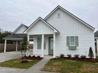 105 Refuge Dr, Youngsville, LA 70592