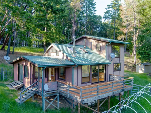 4001 Old Briceland Rd, Garberville, CA 95542