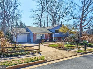 425 Blair Rd NW, Vienna, VA 22180