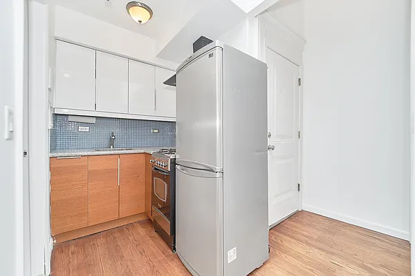 Rented by Living New York | media 35