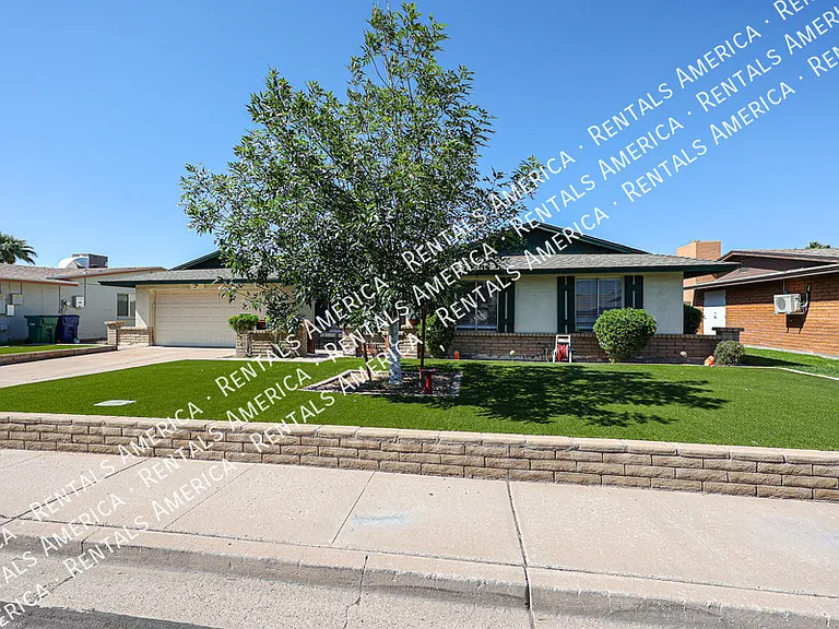 2466 W Onza Ave — Photo 3