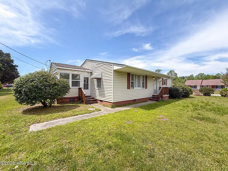 1515 Belgrade Swansboro Rd — Photo 5