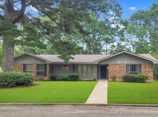 906 Richardson Dr, Jasper, TX 75951