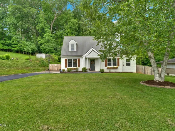 112 Maplelawn Dr, Bristol, TN 37620