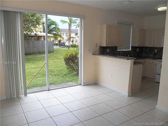 5th image of 1594 SE 27th Ct #174