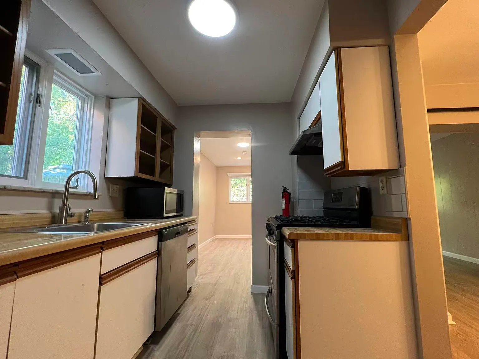 4011 Beechwood Blvd - 1 — Photo 3