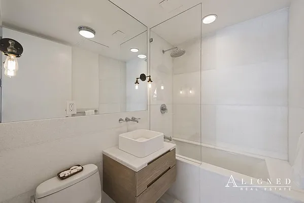 Sold by Isaacs Ganz Real Estate | media 17