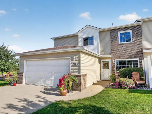 2126 Cord Rdg, Waterloo, IA 50701
