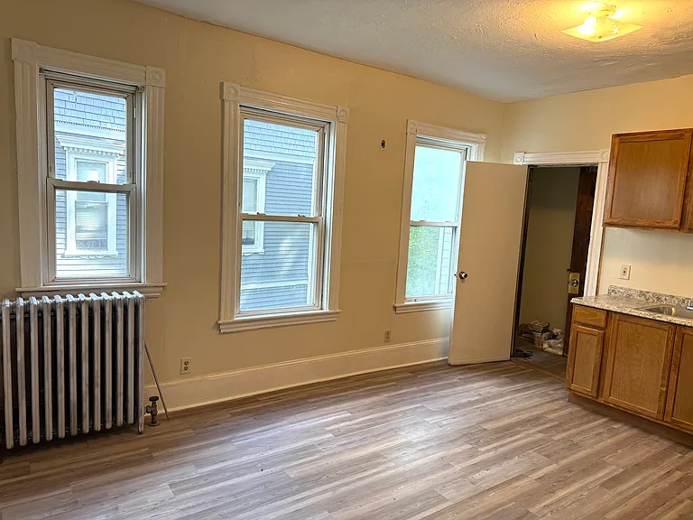 10 Dennison St #1 — Photo 6
