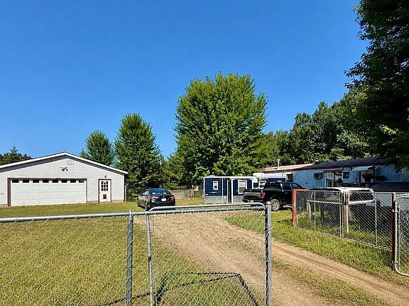 2nd image of 2774 Wilderness Dr SW