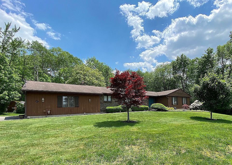 1st image of 69 Stonecroft Dr
