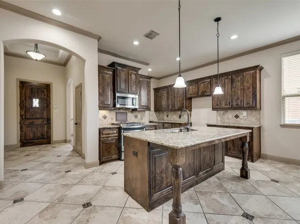3132 Marble Falls Dr, Forney, TX 75126