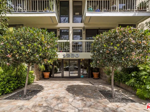 1230 N Sweetzer Ave APT 112, West Hollywood, CA 90069