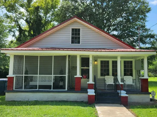 303 Thomas Street, Plymouth, NC 27962