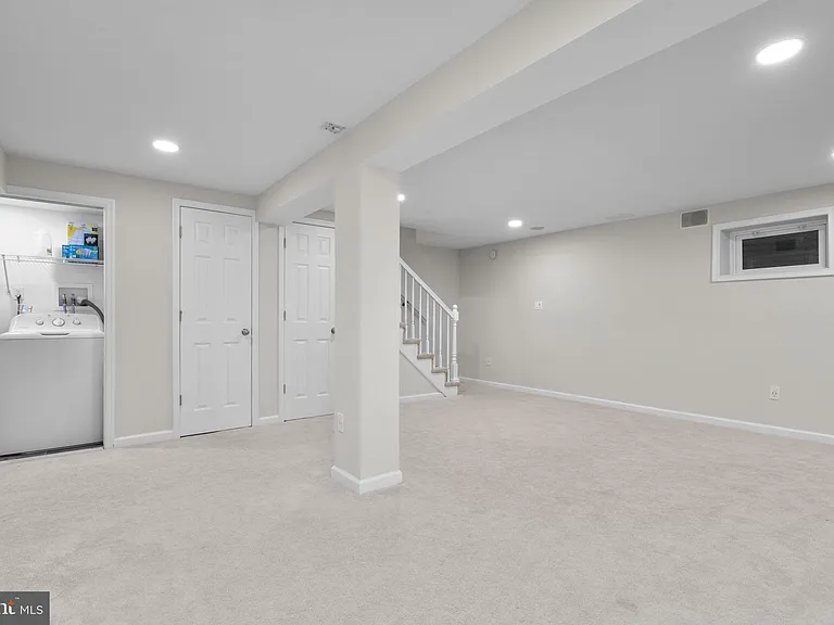 2407 Alsop Ct — Photo 28