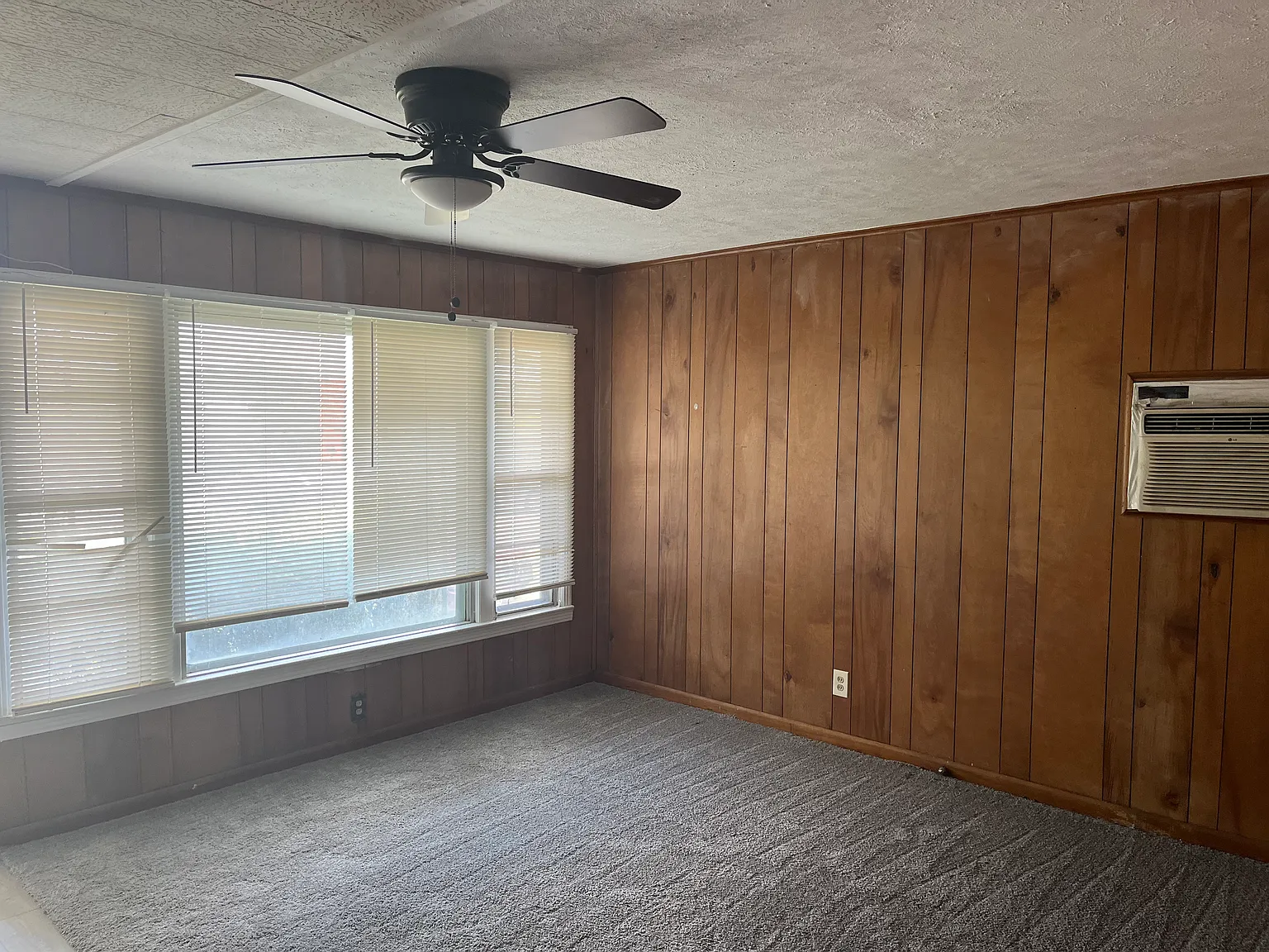 2309 8th Avenue — Photo 3