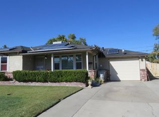 3983 Arden Dr N, Fresno, CA 93703