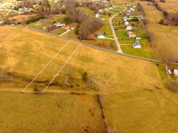 18 Mount Zion Rd, Afton, TN 37616