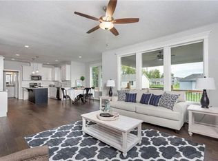 19621 W 197th St, Spring Hill, KS 66083