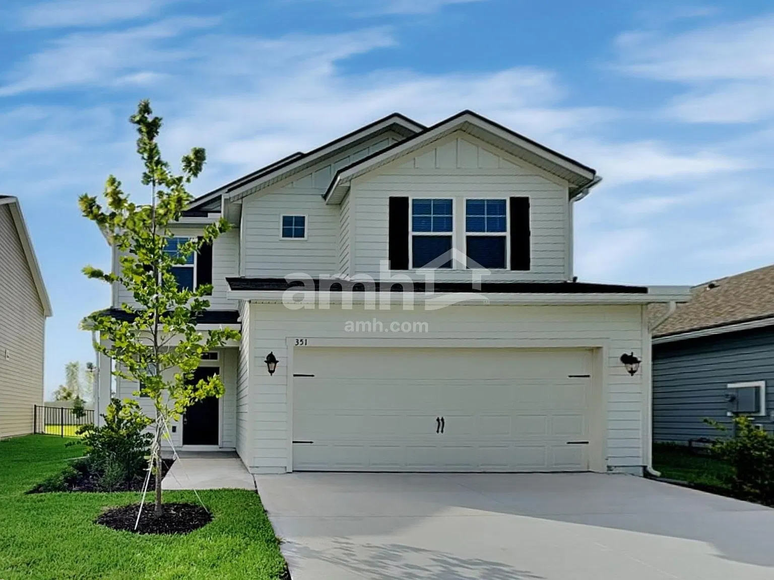 5 bed, 3.0 bath, 2377 sqft, $3,000 — Photo 1