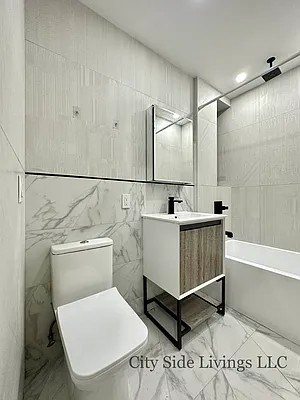 Rented by Artur Gutman, LREB | media 4