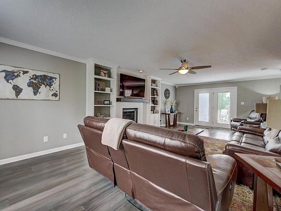 4th image of 8200 Gallaher Station Dr