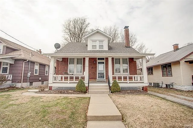 1104 Raab Ave photo 1
