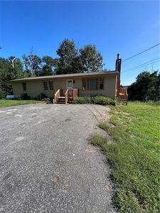 422 Brooklyn Road, Pomfret Center, CT, 06259