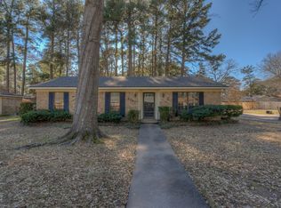 8880 Bernay Dr, Shreveport, LA 71118
