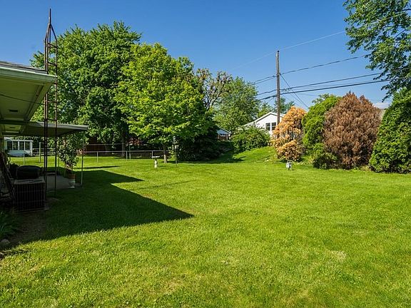 4th image of 1175 Donald Dr
