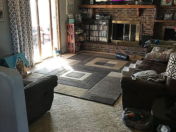 3rd image of 303 E Forest Ave