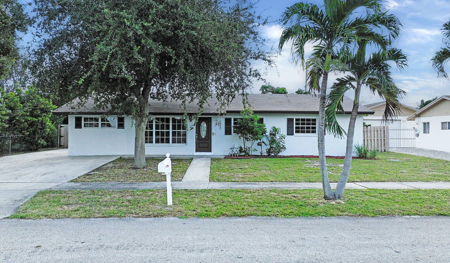 604 S 13th Pl, Lantana, FL 33462 Zillow